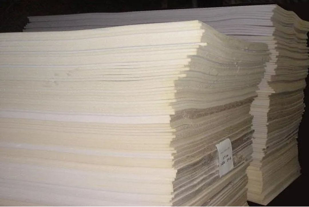 Pianka tapicerska T35/170 – fundament komfortu i trwałości Twoich mebli.